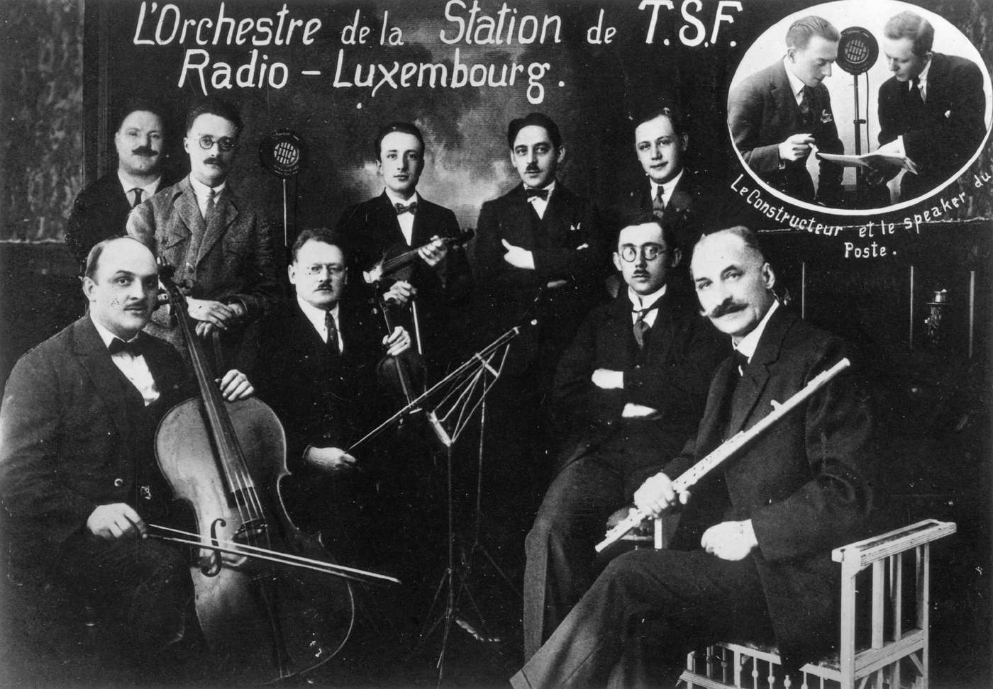 L'orchestre de la station Radio-Luxembourg.