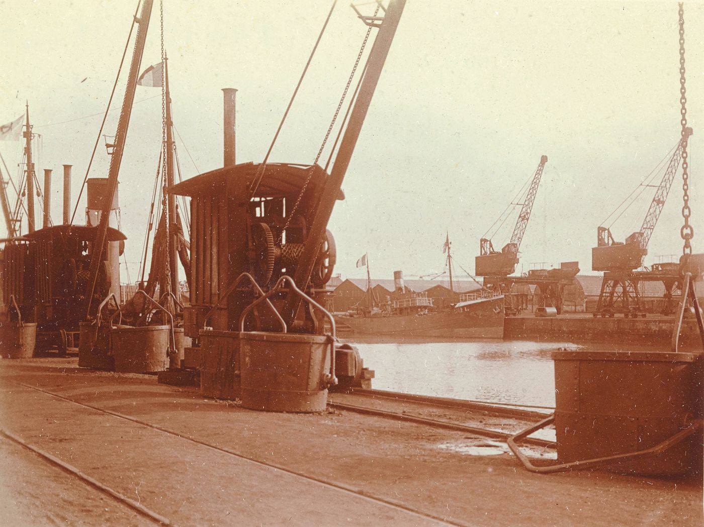 Les docks du port La Rochelle.