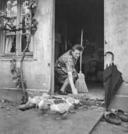 adame Bouchemousse, une des premières femmes nommée maire de France par le sous-préfet. Vigeois (Corrèze), 1943-1944