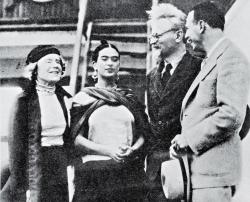 Frida Kahlo accueille Léon Trotski au Mexique