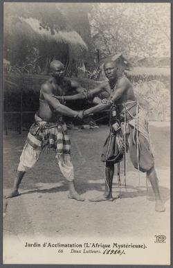 deux lutteurs africains