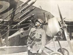 Norman Prince, citoyen des États-Unis né en 1887 et aviateur depuis 1912, a été l’un des grands artisans de la création, le 20 avril 1916, de l’escadrille La Fayette