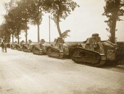 Tanks Renault pendant la bataille de Champagne en 1918