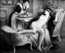 Femme nue sur un canapé fumant