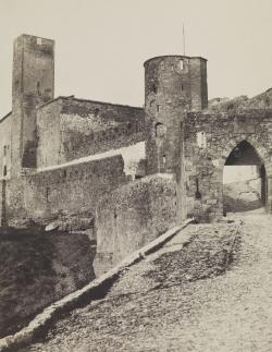 porte médiévale à Carcassonne