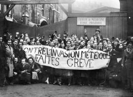 Manifestation xénophobe d'étudiants parisiens. Paris, vers 1935