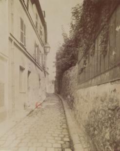 Rue Cortot - Montmartre