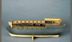 Le plan d'un bateau négrier_miniature