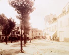Montmartre : place du Tertre et rue Norvins.