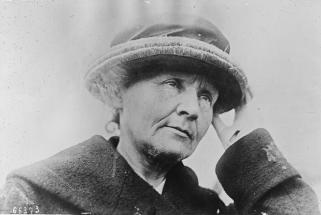 Marie Curie avec un chapeau