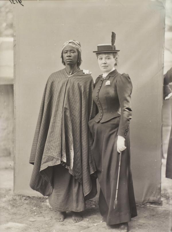 Paï-Pi-Bri - groupes [Portrait de deux femmes]