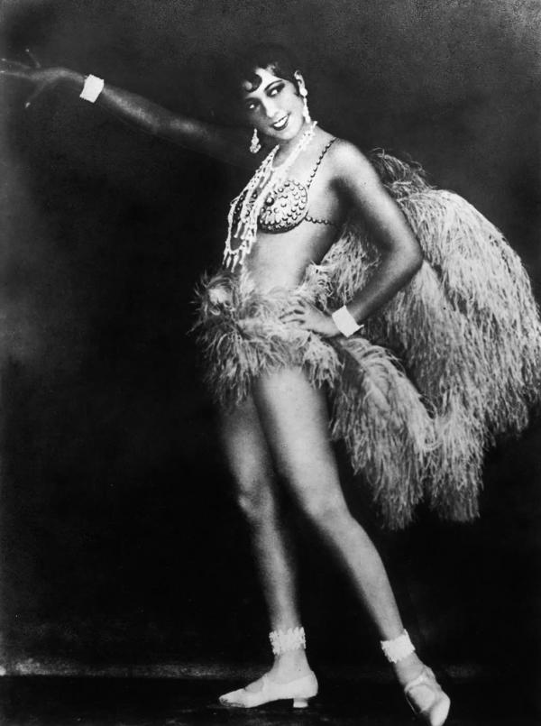 Quel est le rôle de joséphine baker dans la croix-rouge