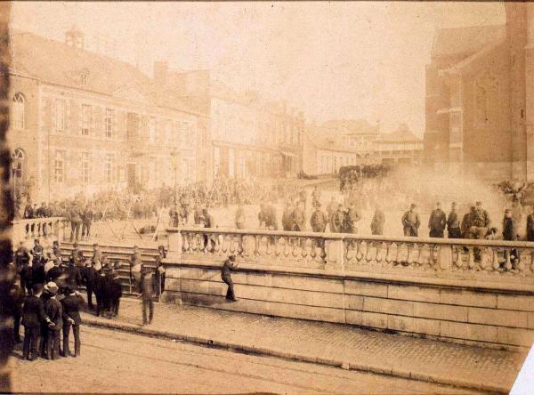 Fourmies. Mai 1891. Cantonnement militaire. Grand-Place.