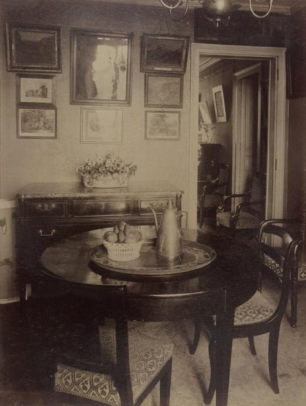 Intérieur de Mr A., industriel, rue Lepic