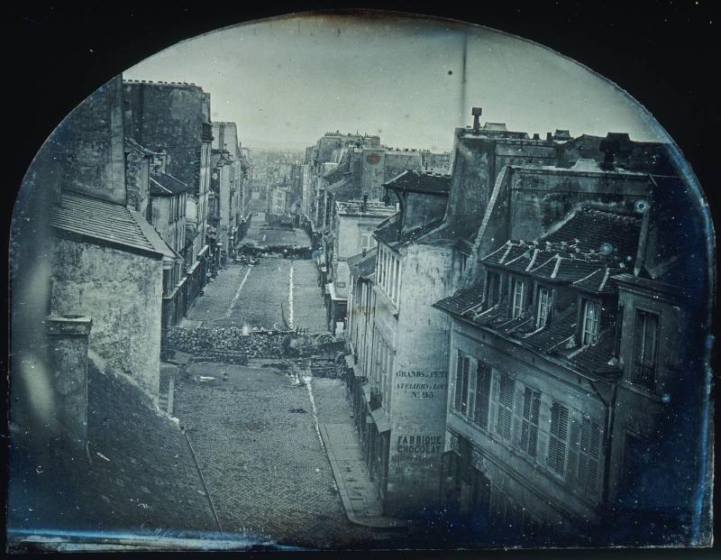L'ÈRE DES BARRICADES, 1827-1851